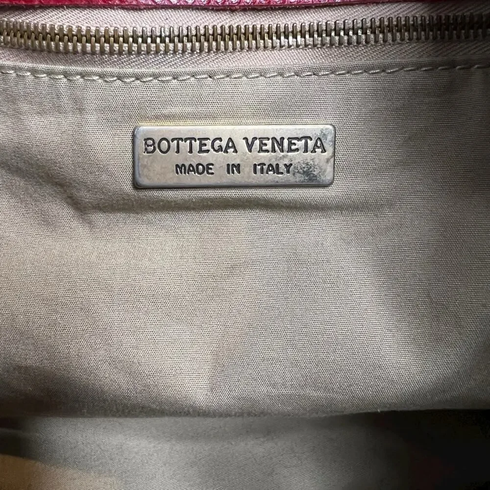 Bottega Veneta Red Women’s Crossbody Messenger Satchel
